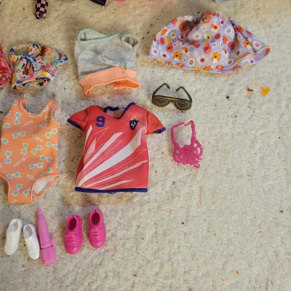 Barbie Fashion Doll Clothes Lot 18pc Roxy Swimsuit Panda Reveal Multi Excellent - Picture 6 of 8